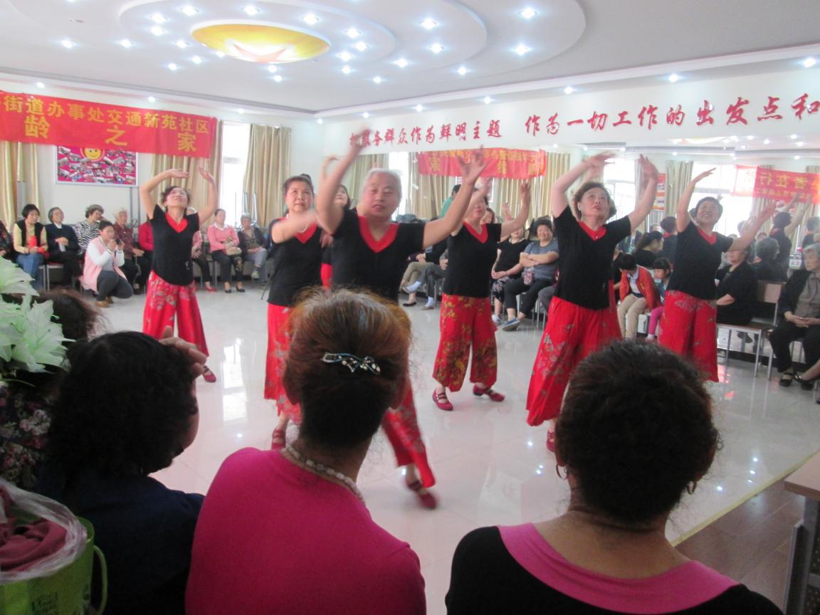 ��ˇ־Ը�߱����赸